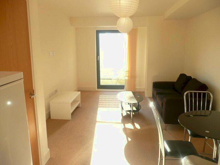 1 Bedroom Flat To Rent In Woolston Warehouse, Grattan Road, BD1