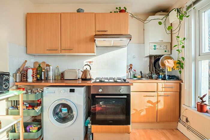 1 Bedroom Flat To Rent In Shardeloes Road, London, SE14