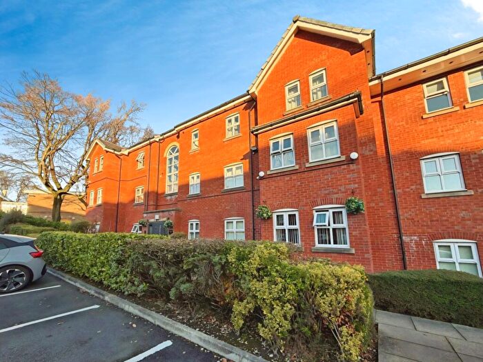 2 Bedroom Flat For Sale In Thomasson Court, Bolton, BL1