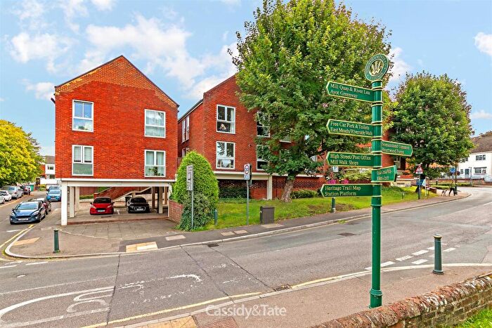3 Bedroom Apartment For Sale In High Street, Wheathampstead, AL4