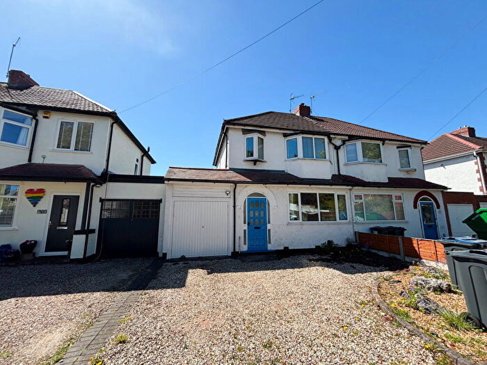 3 Bedroom Semi Detached House To Rent In Bonsall Road, Erdington, Birmingham, B23