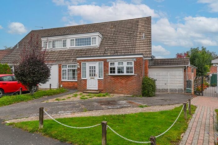 3 Bedroom Semi-detached House For Sale In Sutton Road, Cowplain, PO8