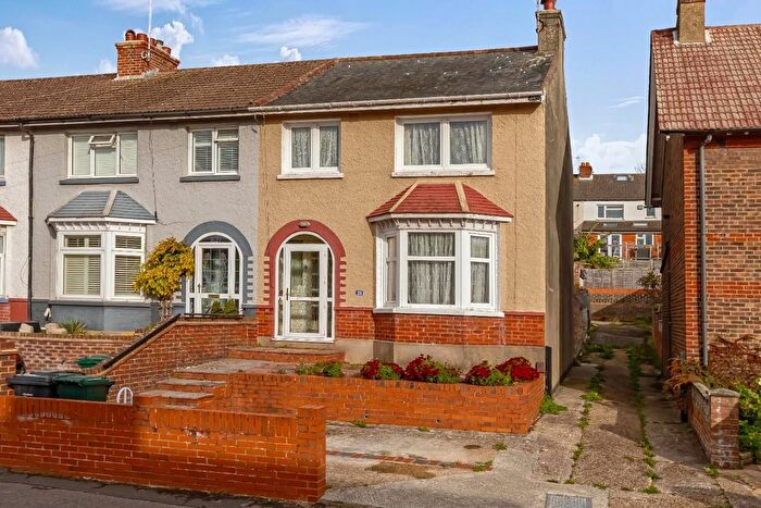 3 Bedroom Property For Sale In North Road, Portslade, Brighton, BN41