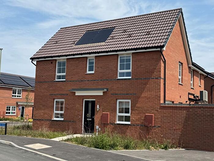 3 Bedroom Semi Detached House To Rent In Blakeley Walk, Winnycroft, GL4