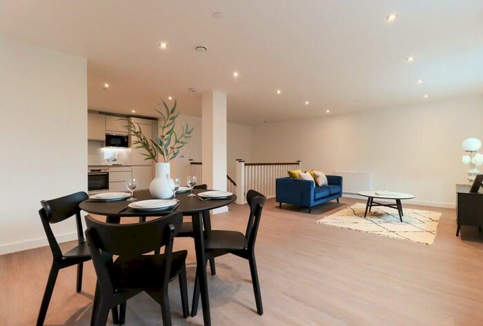 1 Bedroom Duplex To Rent In Napier Road, Reading, Berkshire, RG1