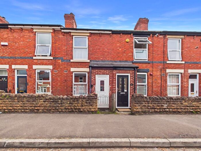 2 Bedroom Terraced House For Sale In Ealing Avenue, Nottingham, NG6