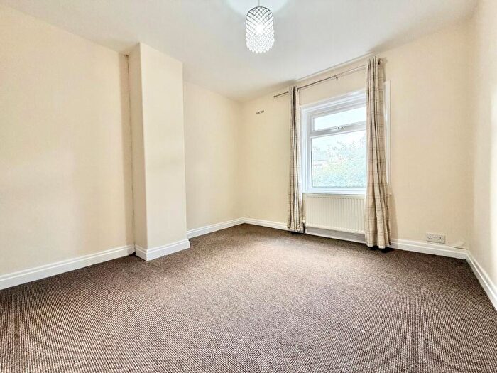 2 Bedroom End Of Terrace House For Sale In Bilham Road, Clayton West, Huddersfield, West Yorkshire, Uk, HD8