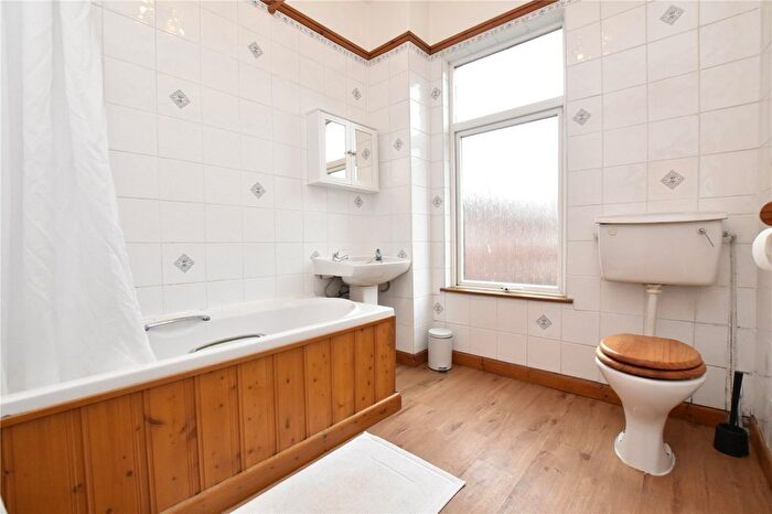 1 Bedroom Terraced House For Sale In Autumn Avenue, Leeds, West Yorkshire, LS6