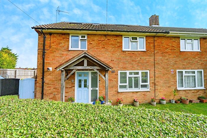 6 Bedroom Semi Detached House For Sale In Broom Hill, Hemel Hempstead, HP1
