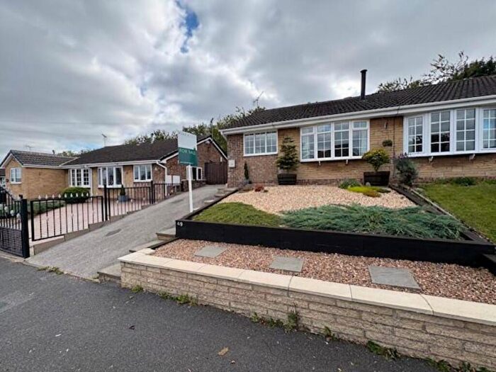 2 Bedroom Semi-Detached Bungalow For Sale In Ridgeway, Clowne, S43