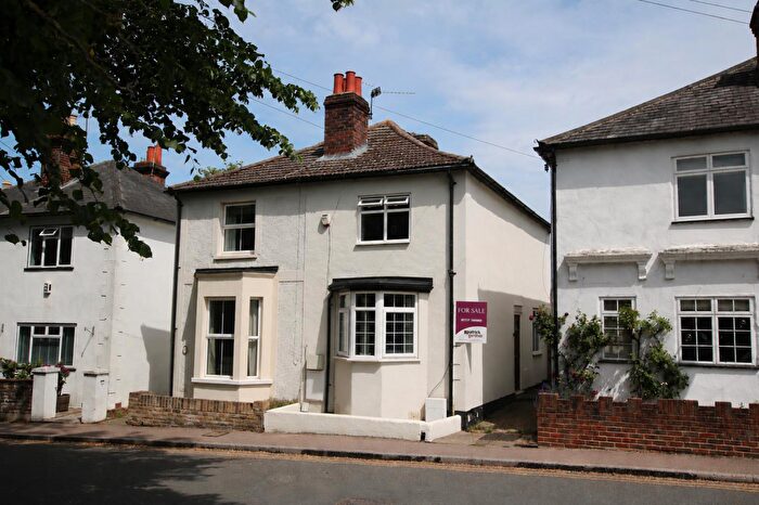 3 Bedroom Semi-Detached House For Sale In Highlands Road, South Leatherhead, KT22
