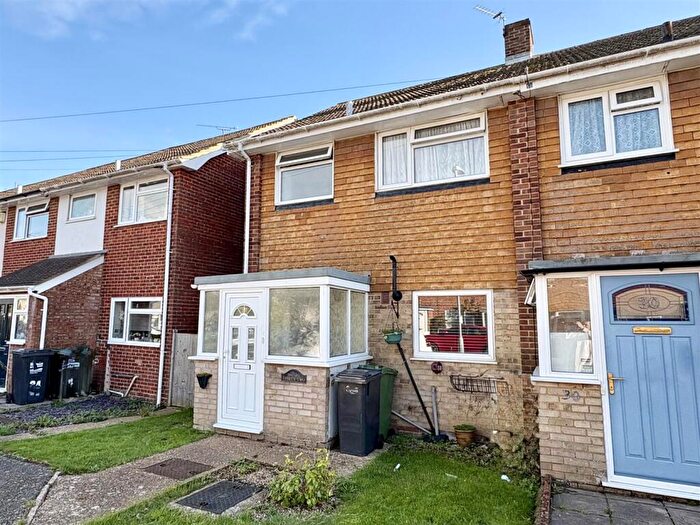 3 Bedroom End Of Terrace House For Sale In Winkney Road, Eastbourne, BN22