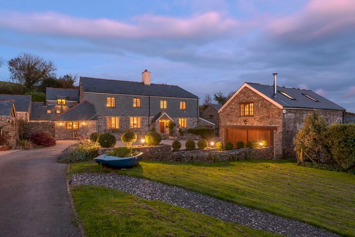 6 Bedroom Detached House For Sale In Dittisham, Dartmouth, TQ6