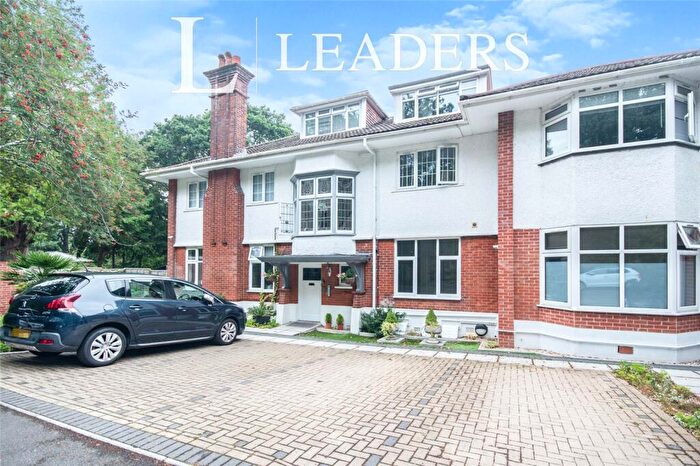 2 Bedroom Flat To Rent In Nelson Road, Poole, BH12