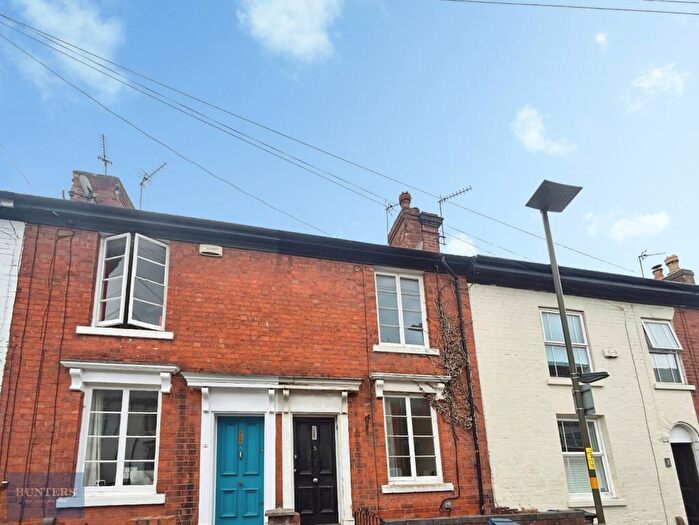 2 Bedroom Terraced House To Rent In South Street, Harborne, B17