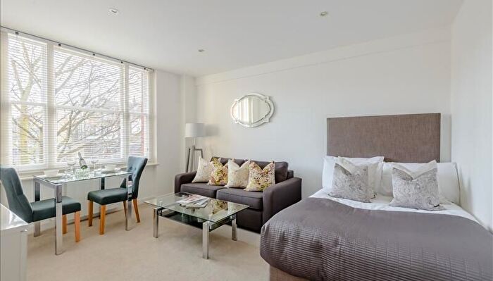Studio To Rent In Hill Street, Mayfair, London, W1J