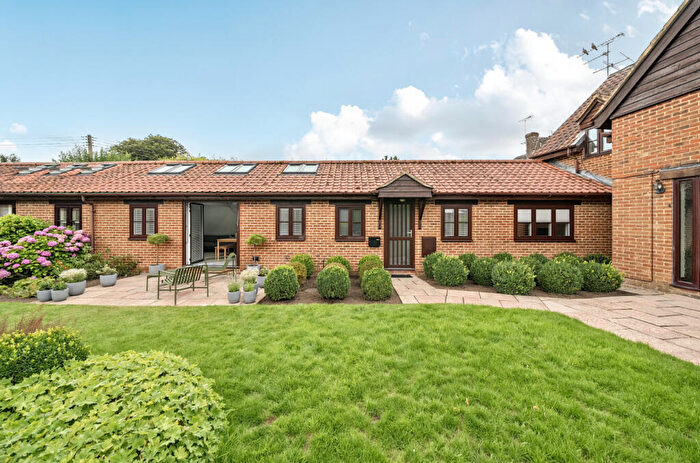 2 Bedroom Terraced House For Sale In St Peters Cottages, Broad Hinton, SN4