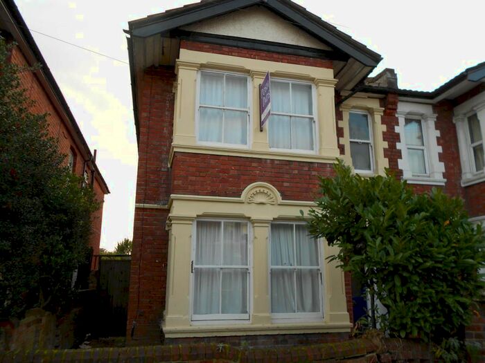 5 Bedroom Property To Rent In Wilton Avenue, Southampton, SO15