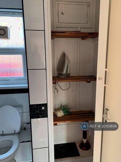 2 Bedroom Flat To Rent In Staveley Close, London, SE15