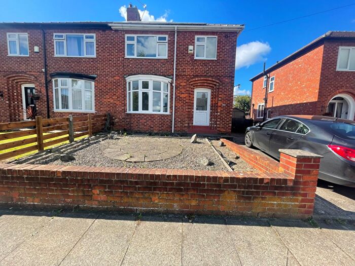 3 Bedroom Semi-Detached House To Rent In Lunedale Road, Darlington, DL3