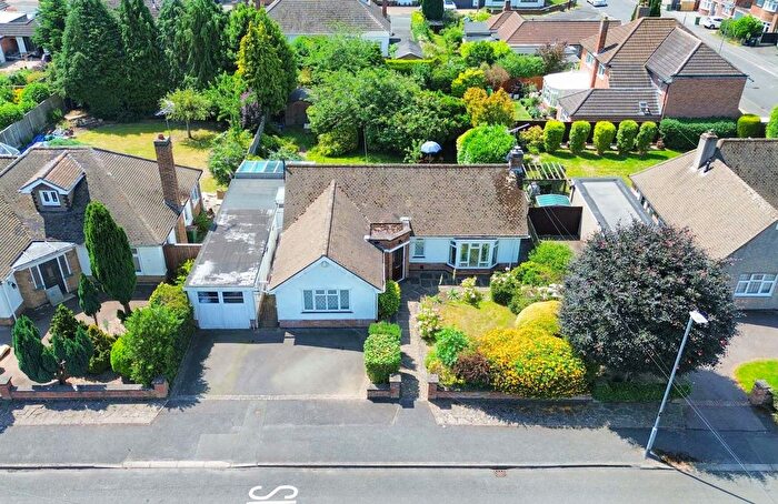 2 Bedroom Detached Bungalow For Sale In Granville Avenue, Oadby, Leicester, LE2