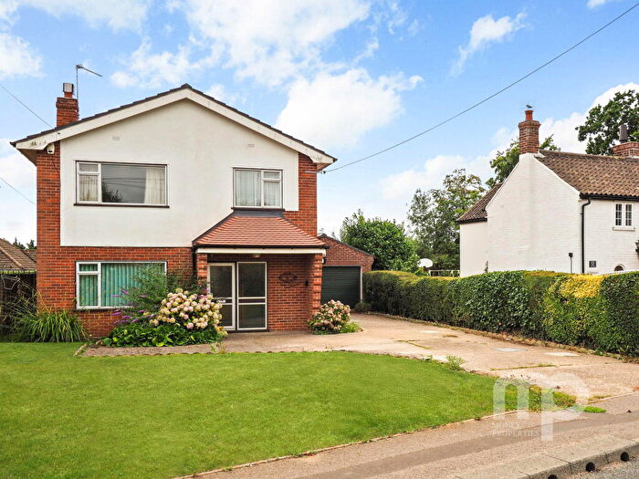 3 Bedroom Detached House For Sale In The Chimes, New Road, Hethersett, Norwich, Norfolk., NR9