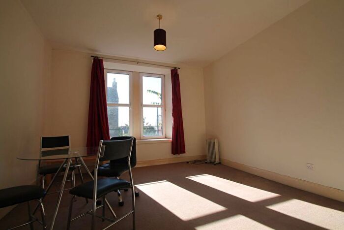 2 Bedroom Flat To Rent In Dundee, Dundee, DD2