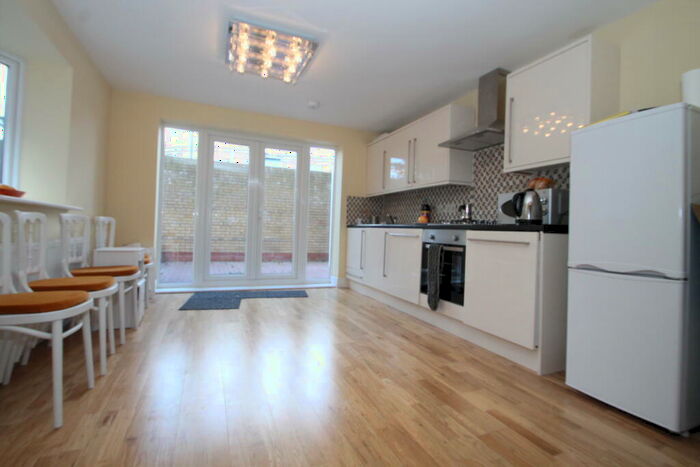 1 Bedroom House To Rent In Patrol Place, Catford, SE6