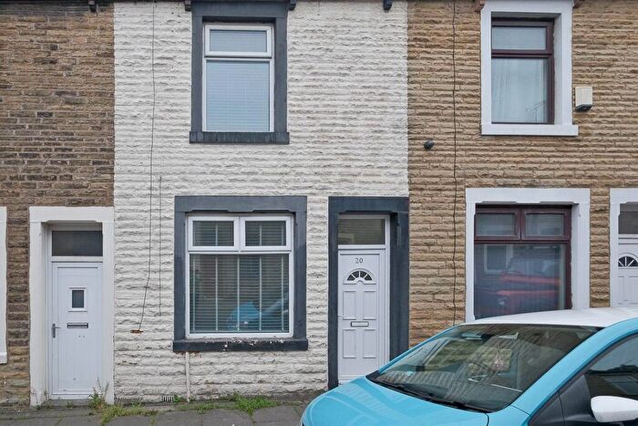 2 Bedroom Terraced House To Rent In Harley Street, Burnley, Lancashire, BB12