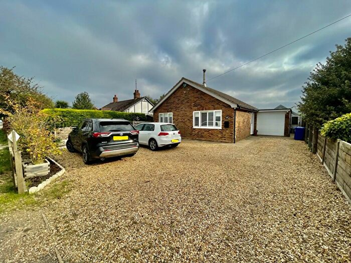 2 Bedroom Detached Bungalow For Sale In Clough Road, Gosberton Risegate, PE11