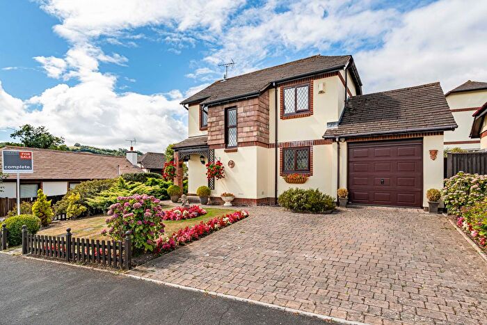 4 Bedroom Detached House For Sale In Benedicts Road, Liverton, TQ12