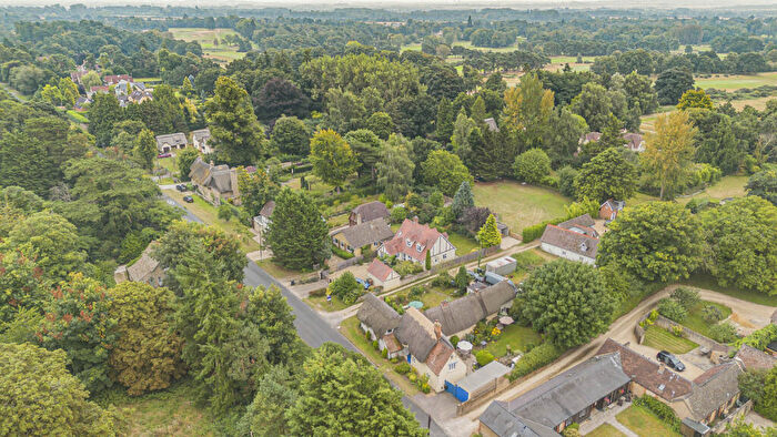 2 Bedroom Cottage For Sale In Abingdon Road, Tubney, OX13