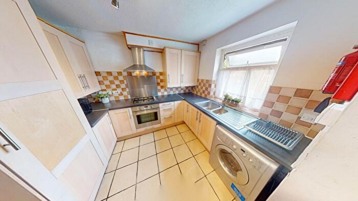 5 Bedroom Flat To Rent In Flat C, A Colville Street, NG1
