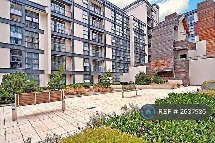 2 Bedroom Flat To Rent In Manilla Street, London, E14