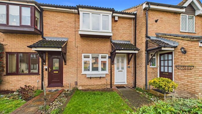 2 Bedroom Terraced House For Sale In Cranleigh Close, Cheshunt, EN7