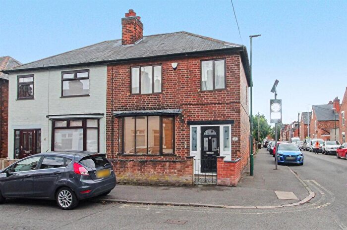 3 Bedroom Semi-Detached House For Sale In Staples Street, Nottingham, NG3