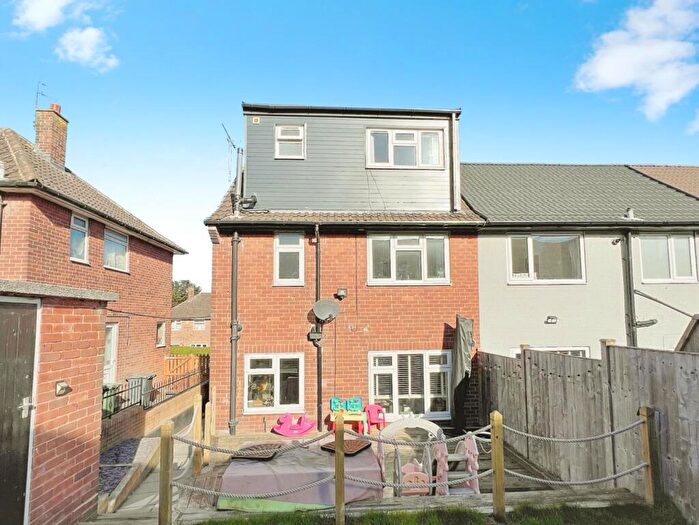 3 Bedroom End Of Terrace House For Sale In Harley Walk, Bramley, LS13