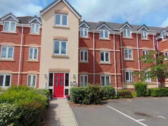 2 Bedroom Flat To Rent In Trinity Court, Trinity Road, Edwinstowe, NG21