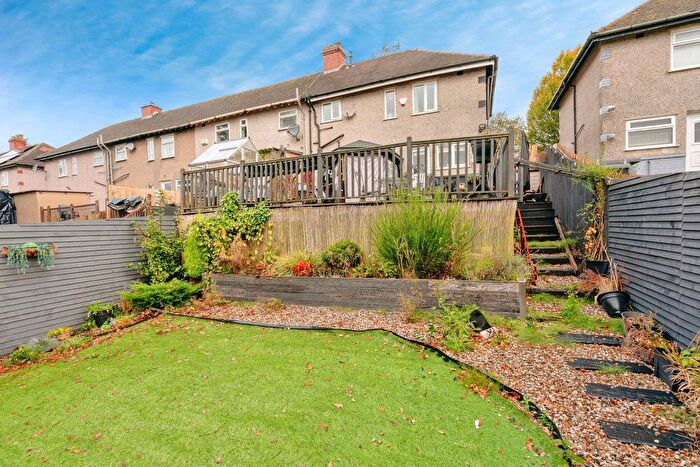 3 Bedroom End Terrace House For Sale In Birtwistle Avenue, Colne, Lancashire, BB8