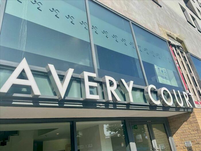 3 Bedroom Flat To Rent In Capitol Way, Colindale, London, NW9