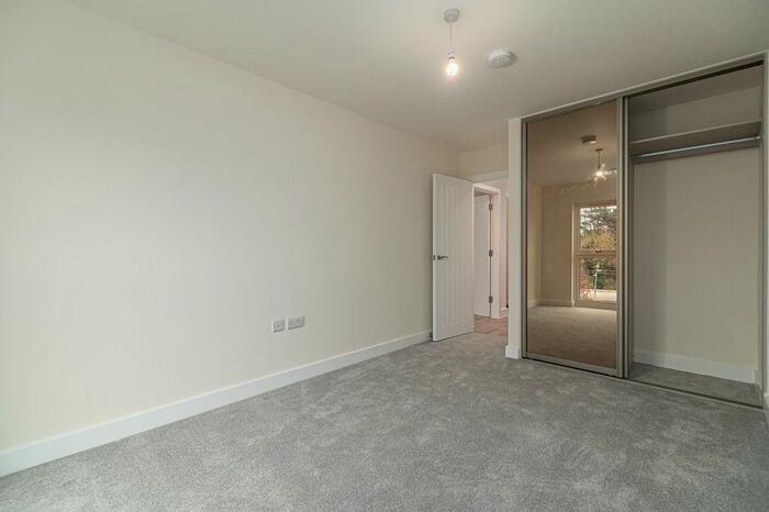 1 Bedroom Flat To Rent In Hunslet House, Corby, North Northampton, NN17