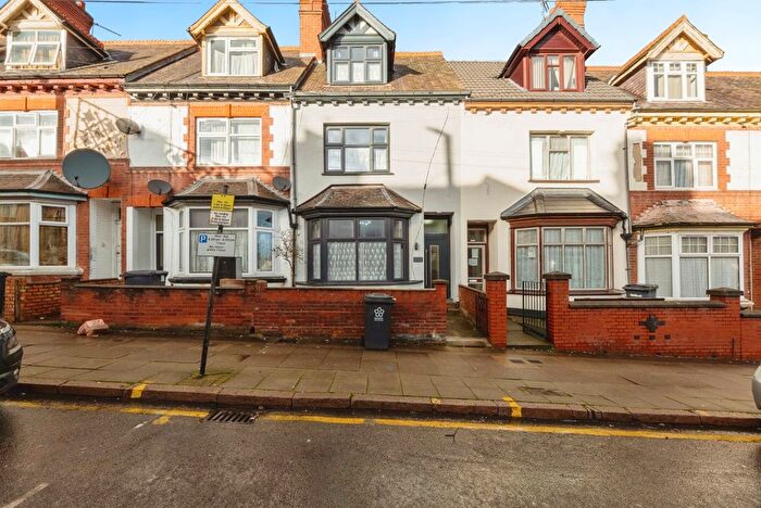 5 Bedroom Terraced House For Sale In St. Peters Road, Leicester, Leicestershire, LE2