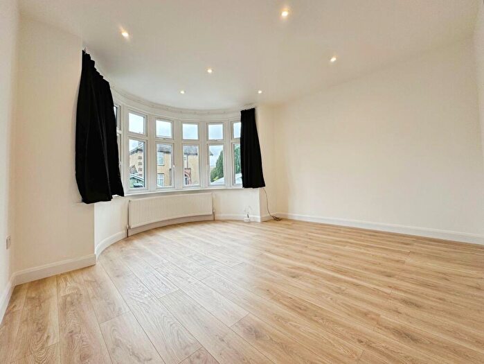 2 Bedroom Flat To Rent In Lowick Road, Harrow, HA1