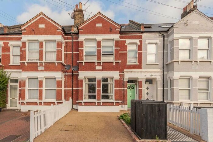 6 Bedroom Terraced House To Rent In Gleneagle Road, London, SW16