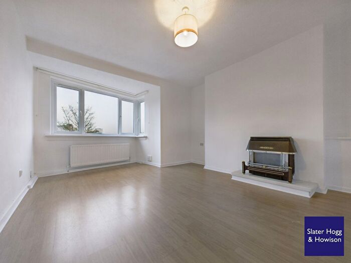 2 Bedroom Flat To Rent In Falkland Place, Glasgow, G74