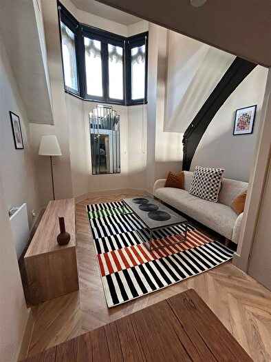 1 Bedroom Flat To Rent In The Headrow, Leeds, LS1