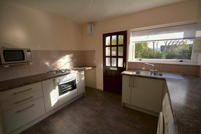 2 Bedroom Semi-Detached House To Rent In Glengarry Road, Inverness IV3
