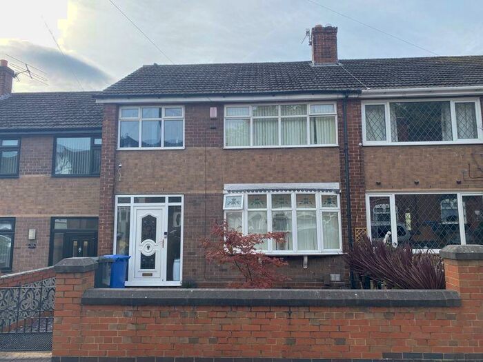 3 Bedroom Terraced House To Rent In Seymour Street, Hanley, Stoke-On-Trent, ST1