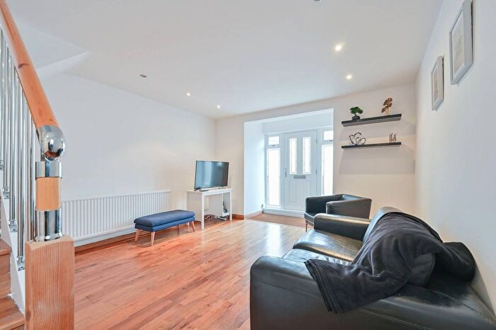 2 Bedroom End Terrace House To Rent In Lea Crescent, Ruislip Gardens, Ruislip, HA4