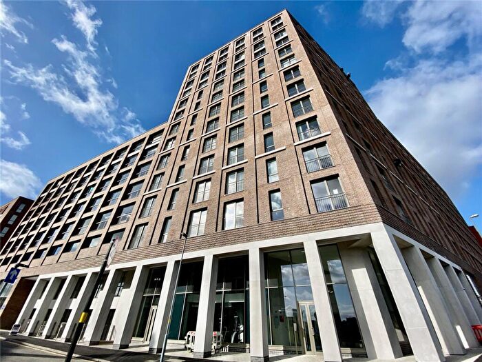 3 Bedroom Apartment To Rent In East Timber Pershore Street, Birmingham, B5